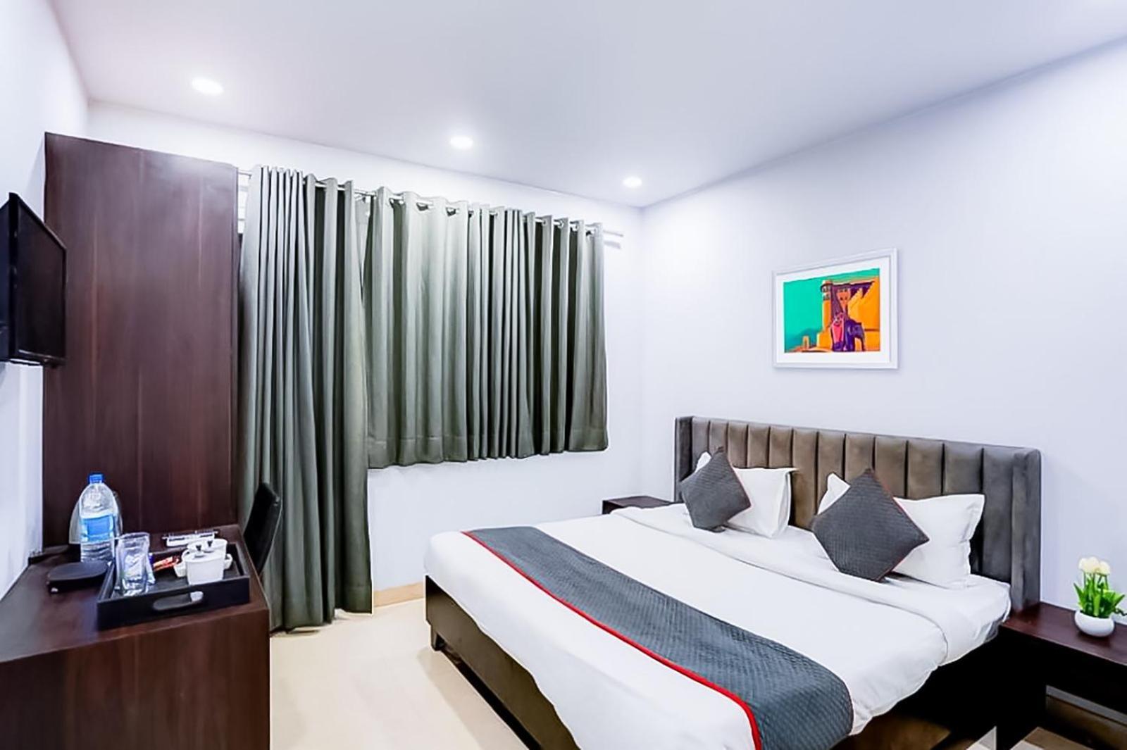 Family Rooms Inn - Shalimarbagh Neu-Delhi Exterior foto