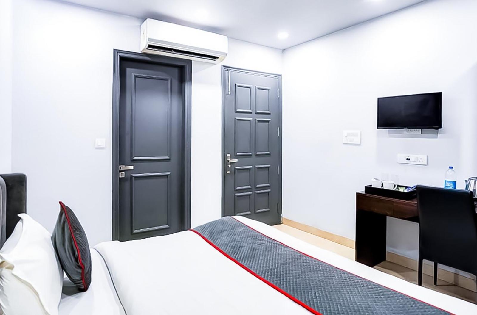 Family Rooms Inn - Shalimarbagh Neu-Delhi Exterior foto
